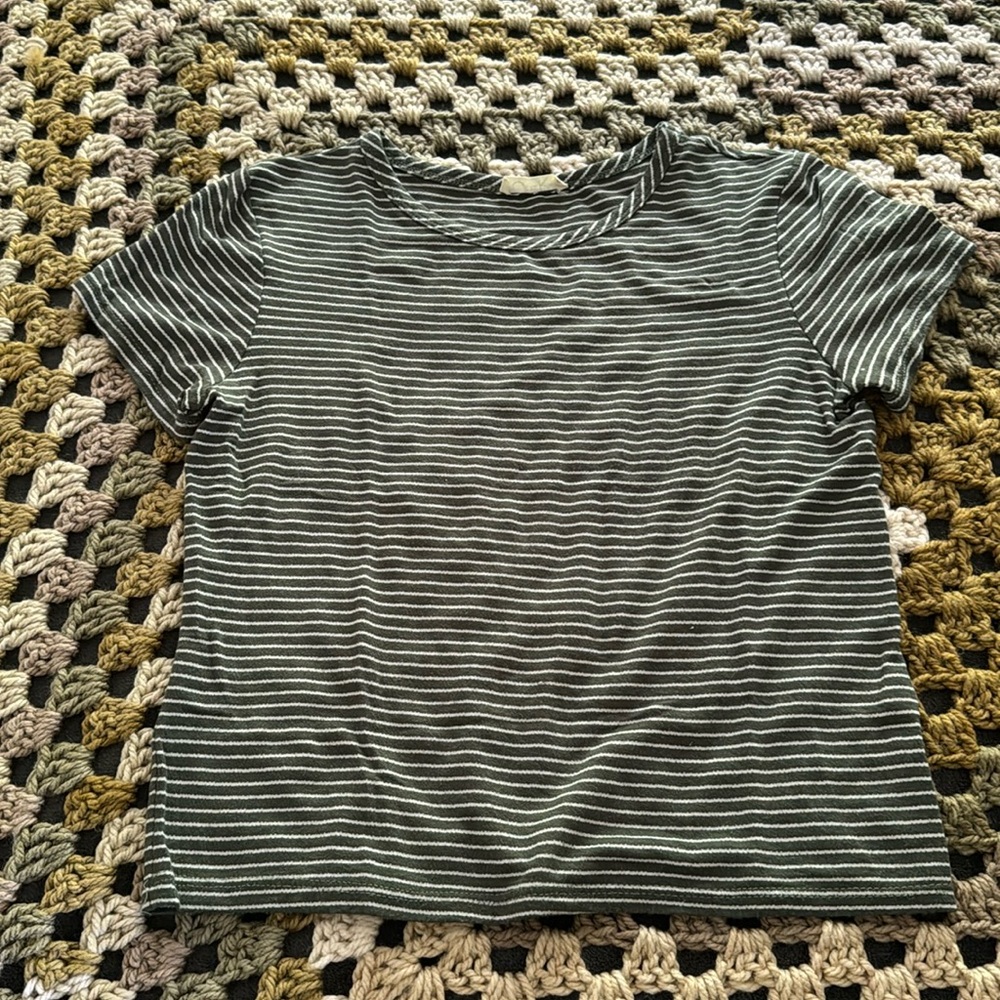 Green crop top